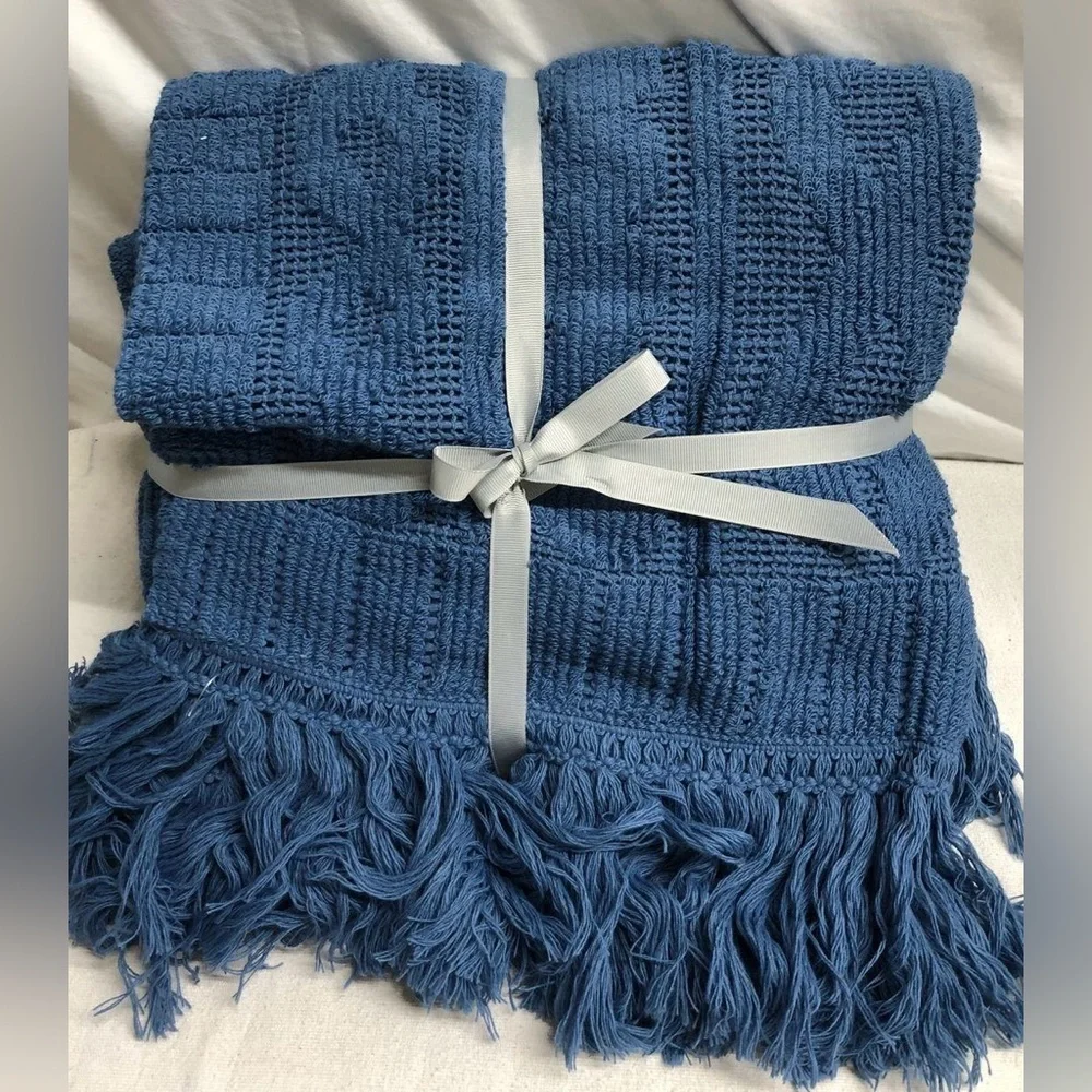 NEW Blue Knit Oversized Throw Blanket with Fringe Cozy Winter Home Decor Accent